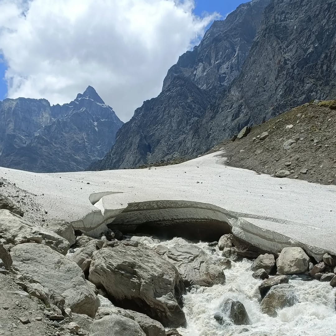 Another Successful Satopanth Lake Trek ✅.. Explore with @thenorthernmonk ..DM For Upcoming Batc (7)
