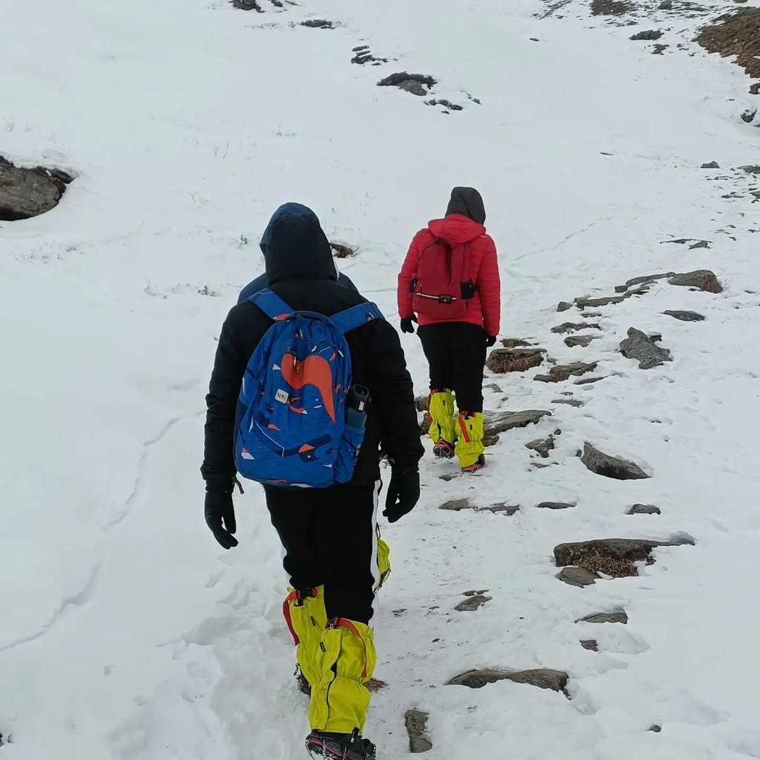 Another Successful Summit This Winter ❄️Explore Himalayas with Team @thenorthernmonk Join Our U (2)